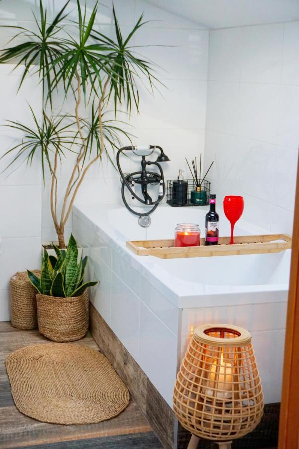 Loft Zulawy, Apartament Na Wylacznosc โนวี ดวูร์ กดันสกี ภายนอก รูปภาพ